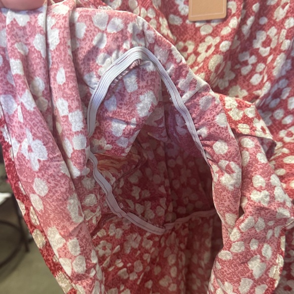 SHEIN Red Floral Long Sleeve Peplum Blouse - Picture 3 of 7